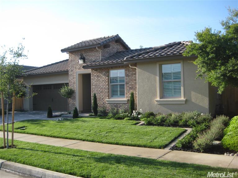 1464 Wildwood, Lodi, CA 95242 photo 1