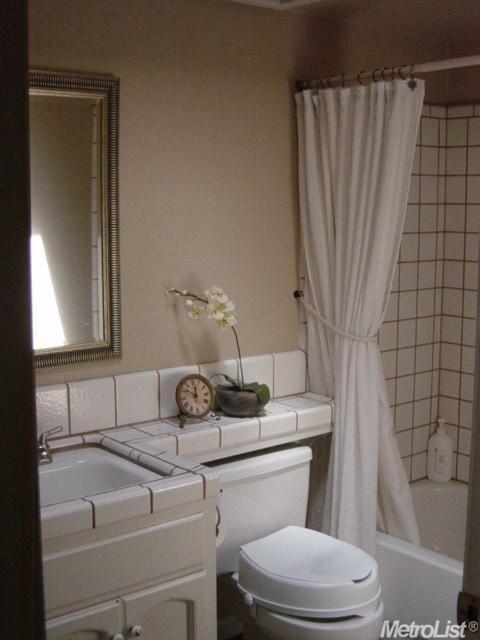 820 Azalea St, Ripon, CA 95366 photo 12