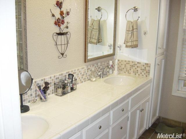 820 Azalea St, Ripon, CA 95366 photo 17