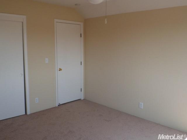 1017 E Milgeo Ave, Ripon, CA 95366 photo 12