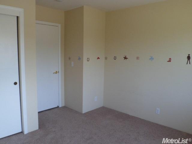 1017 E Milgeo Ave, Ripon, CA 95366 photo 16