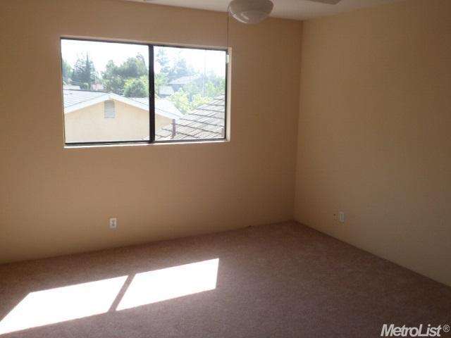 1017 E Milgeo Ave, Ripon, CA 95366 photo 18