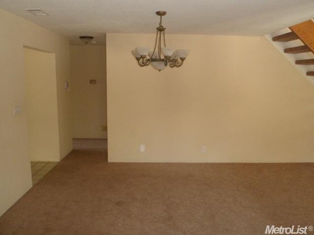 1017 E Milgeo Ave, Ripon, CA 95366 photo 7