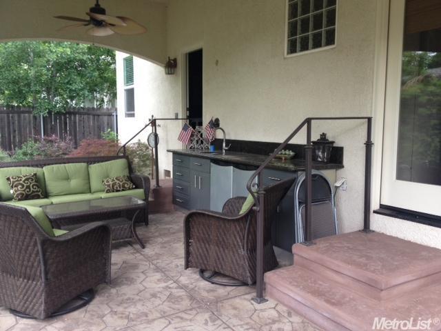 5225 Cloverdale Ln, Carmichael, CA 95608 photo 7