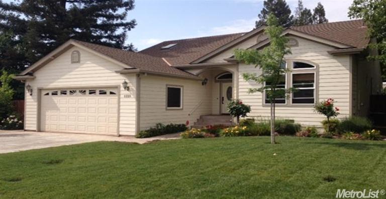 5225 Cloverdale Ln, Carmichael, CA 95608 photo 1