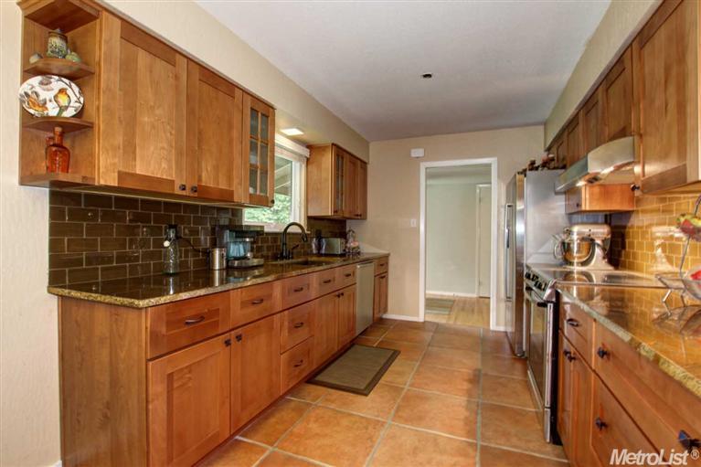 5560 Coolley Way, Carmichael, CA 95608 photo 13