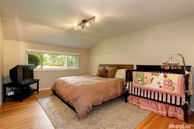 5560 Coolley Way, Carmichael, CA 95608 photo 14
