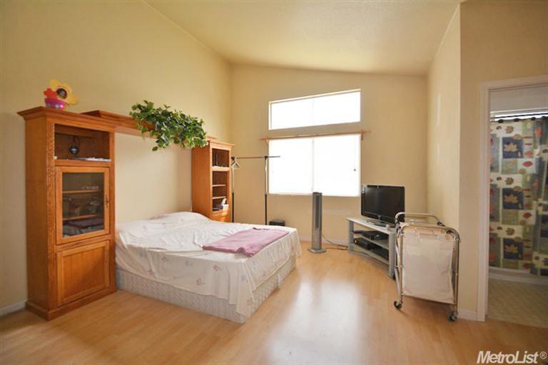 8412 Falcon View Dr, Antelope, CA 95843 photo 11