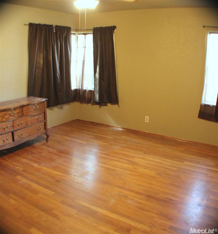 1430 Ayers Ave, Lodi, CA 95242 photo 8