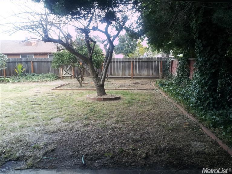 1222 College Ct, Modesto, CA 95350 photo 5