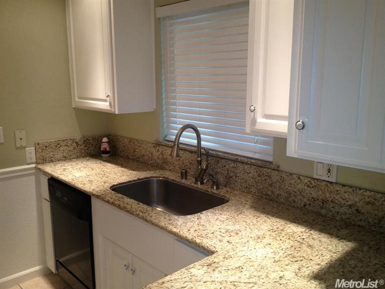 2037 Mission Ave, Carmichael, CA 95608 photo 3