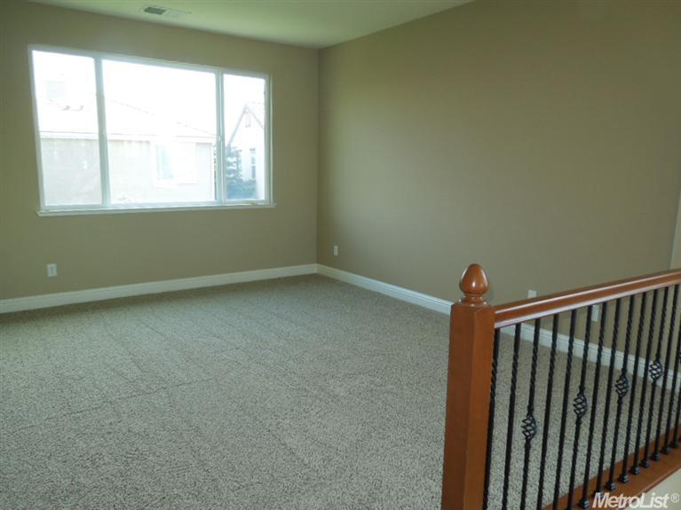 480 Millpond Ave, Lathrop, CA 95330 photo 11