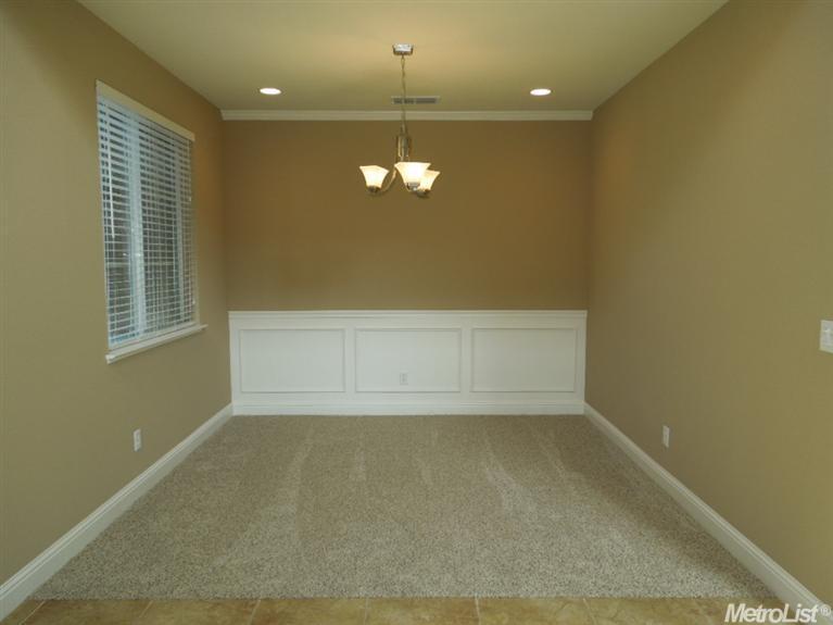 480 Millpond Ave, Lathrop, CA 95330 photo 5