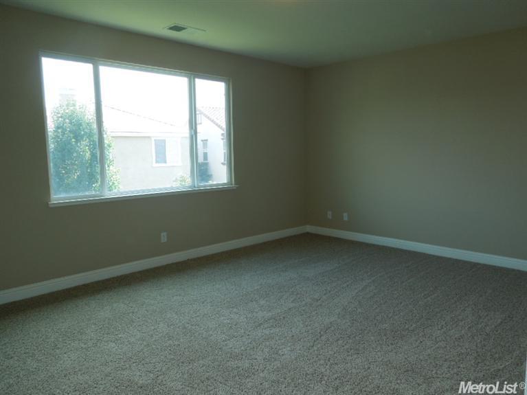 480 Millpond Ave, Lathrop, CA 95330 photo 13