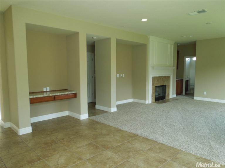 480 Millpond Ave, Lathrop, CA 95330 photo 6
