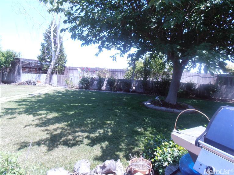 7521 Thicket Ct, Hughson, CA 95326 photo 16