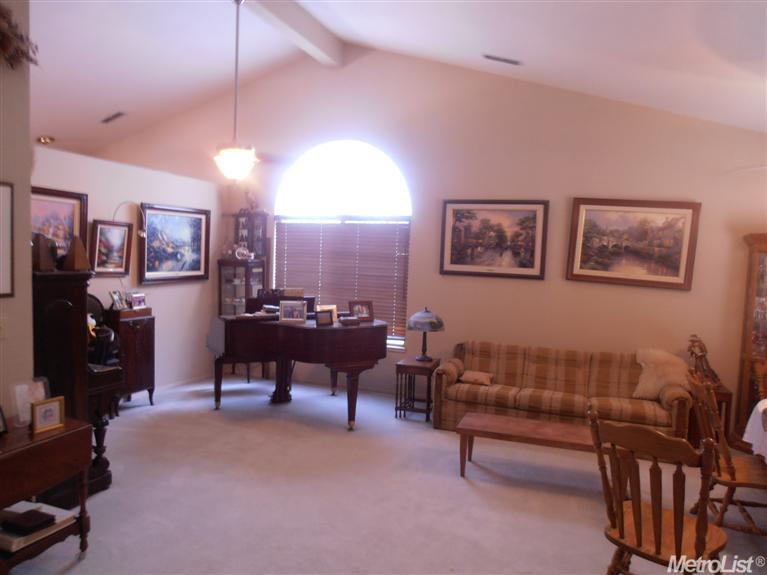 7521 Thicket Ct, Hughson, CA 95326 photo 3