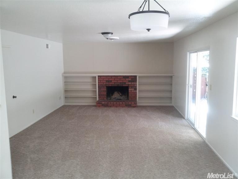 2444 Edgebrook Dr, Modesto, CA 95354 photo 2