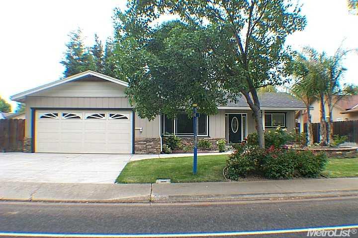 2444 Edgebrook Dr, Modesto, CA 95354 photo 1