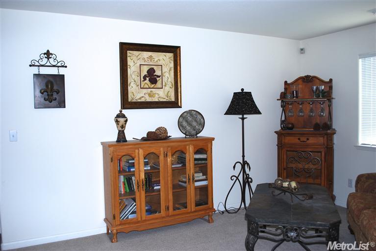 2334 Clemente Ln, Tracy, CA 95377 photo 8