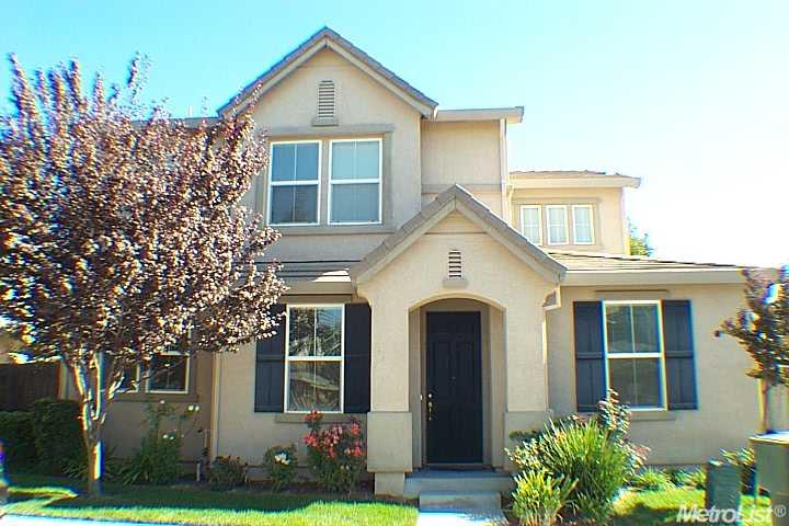 933 Courtyards Loop, Lincoln, CA 95648 photo 1