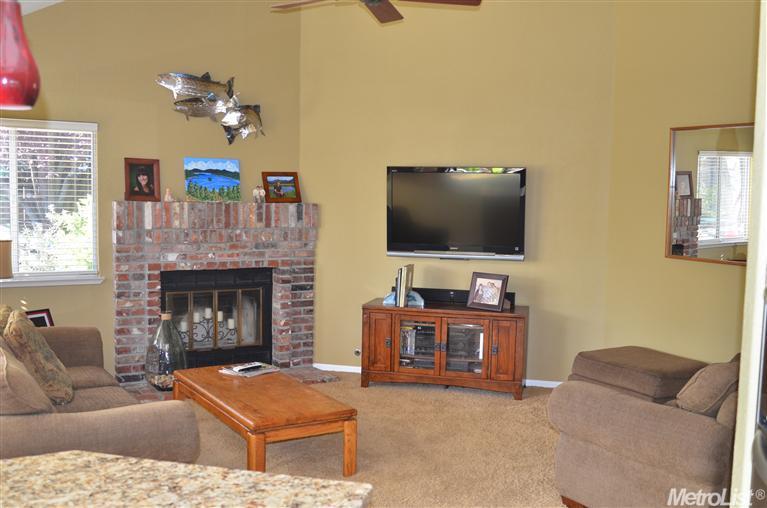 104 Surbaugh, Folsom, CA 95630 photo 13
