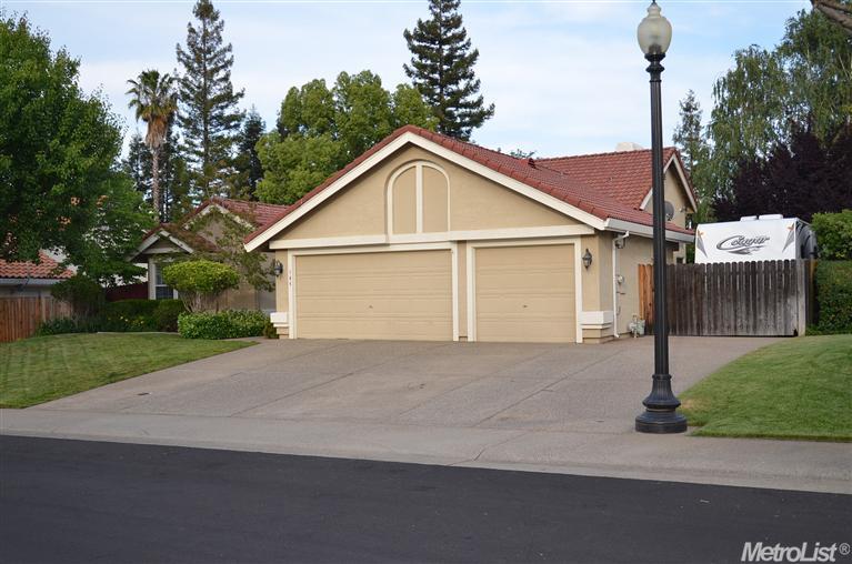 104 Surbaugh, Folsom, CA 95630 photo 2