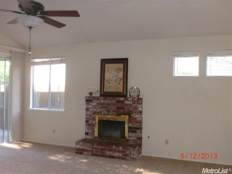 512 Van Dyken, Ripon, CA 95366 photo 4