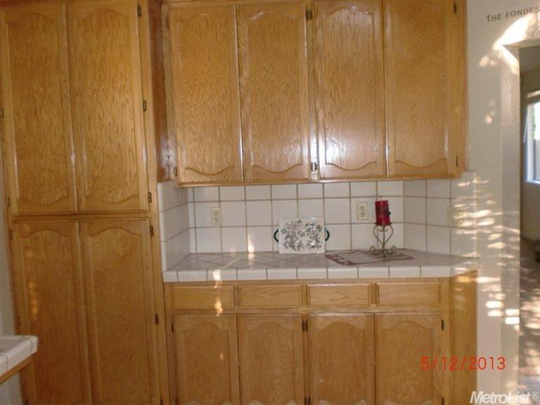 512 Van Dyken, Ripon, CA 95366 photo 3