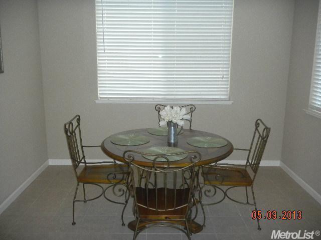 2028 Thomas Taylor Dr, Hughson, CA 95326 photo 9