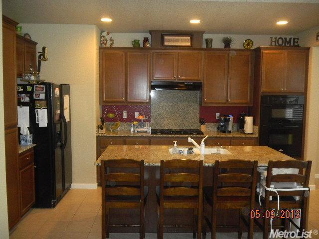 2028 Thomas Taylor Dr, Hughson, CA 95326 photo 7