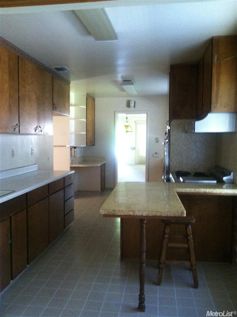 446 Hollywood Ave, Tracy, CA 95376 photo 7