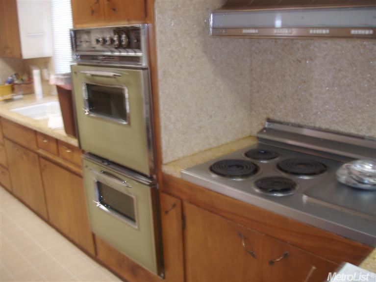 446 Hollywood Ave, Tracy, CA 95376 photo 8
