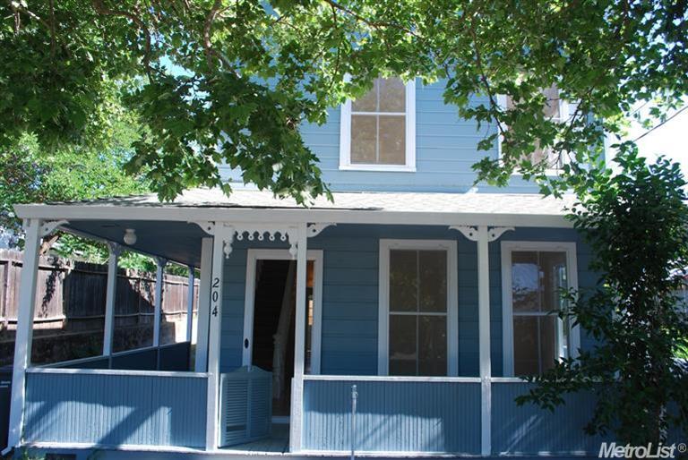 204 E Main St, Ione, CA 95640 photo 4