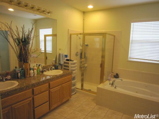 184 La Monte Ln, Tracy, CA 95377 photo 7