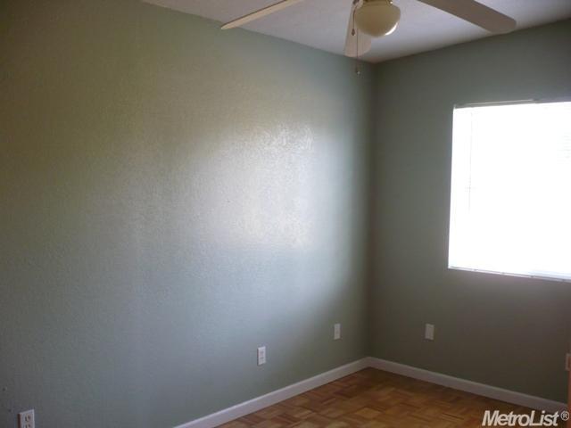 6045 Helva Ln, Carmichael, CA 95608 photo 9