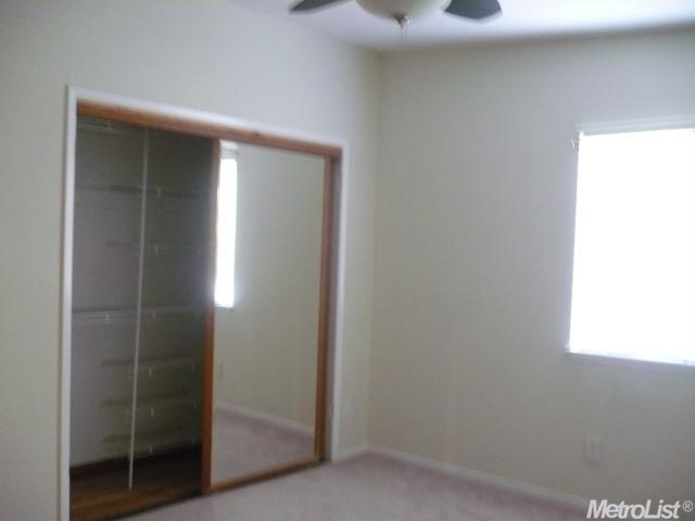 6045 Helva Ln, Carmichael, CA 95608 photo 15