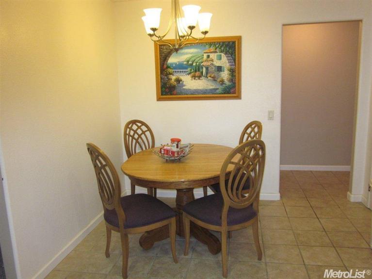 3019 Bryant Pl, Davis, CA 95618 photo 2
