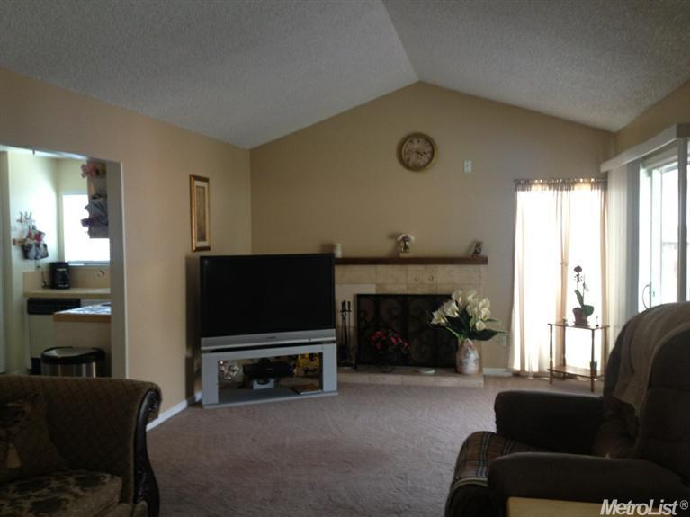304 Capistrano Dr, Modesto, CA 95354 photo 3