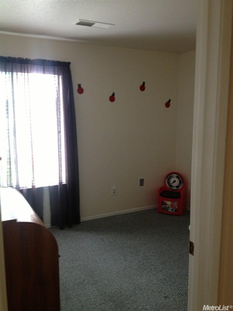 304 Capistrano Dr, Modesto, CA 95354 photo 9
