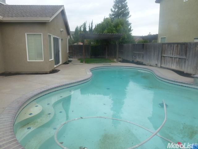 398 Westbury Ln, Turlock, CA 95382 photo 15