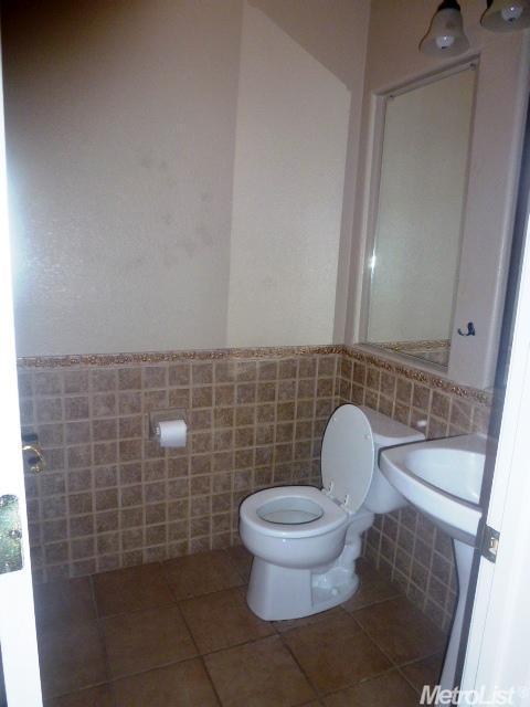 398 Westbury Ln, Turlock, CA 95382 photo 6