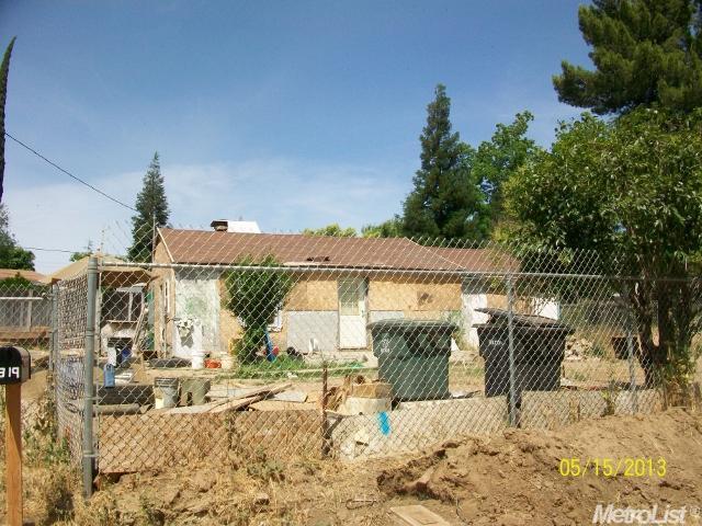 1319 Hillside, Modesto, CA 95354 photo 1