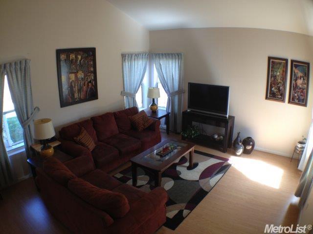 727 Robert L Smith Dr, Tracy, CA 95376 photo 6