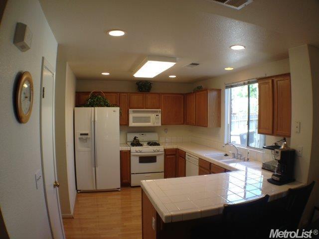 727 Robert L Smith Dr, Tracy, CA 95376 photo 5