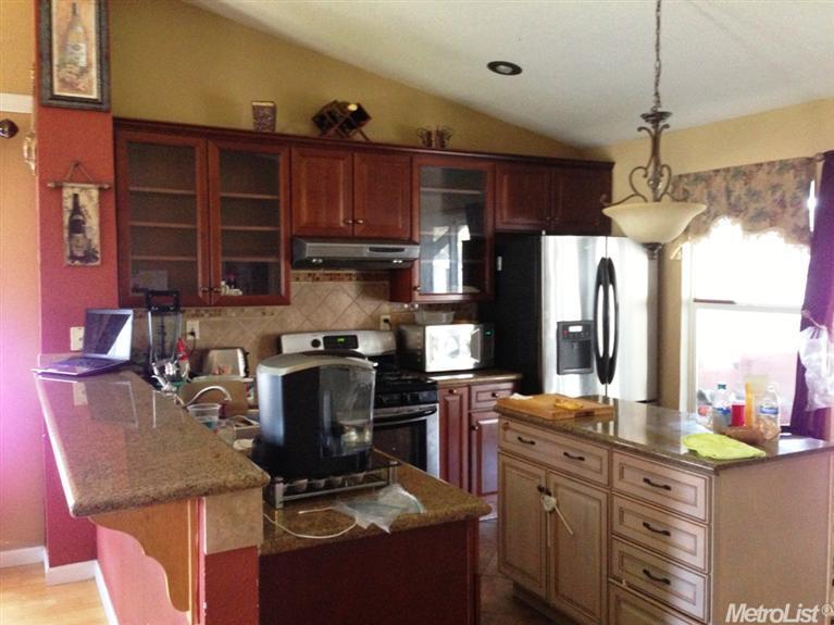 13682 Jasper St, Lathrop, CA 95330 photo 2