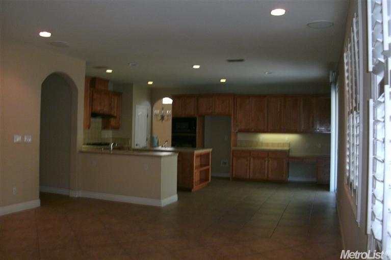 2905 Winged Foot Ct, Modesto, CA 95355 photo 4