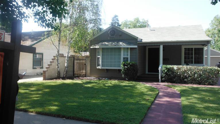 1312 E Marshall St, Turlock, CA 95380 photo 2