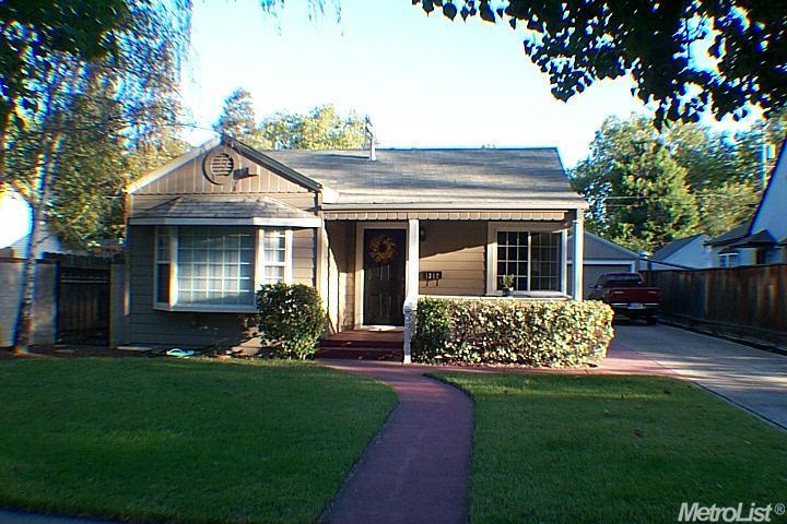 1312 E Marshall St, Turlock, CA 95380 photo 1