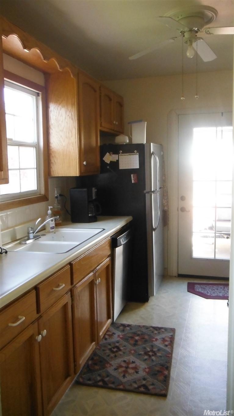 1312 E Marshall St, Turlock, CA 95380 photo 13